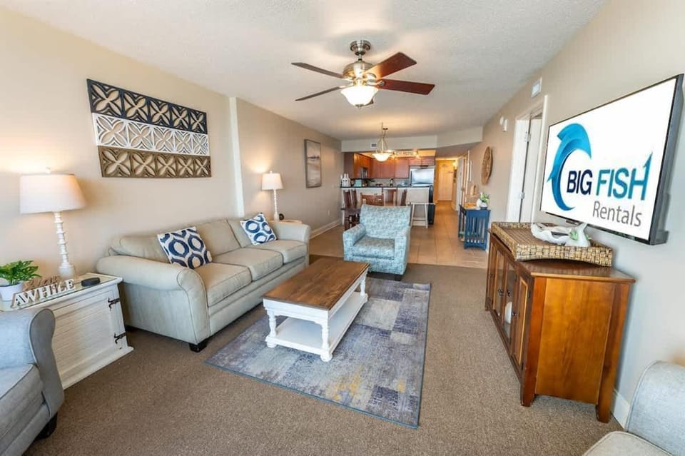 Newest Bahama Sands, Direct Oceanfront View, Pools House in North Myrtle Beach