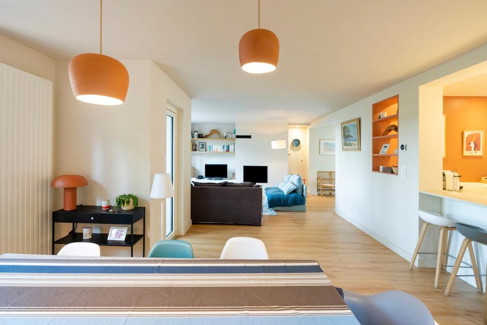 Property building, Living room