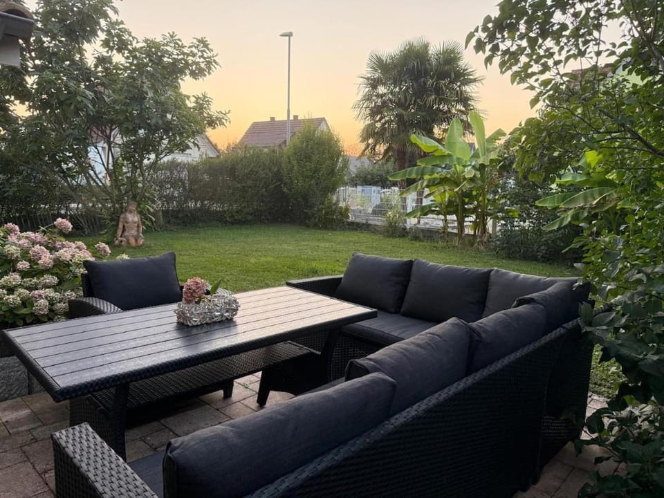 Garden, Garden, Balcony/Terrace, Garden view