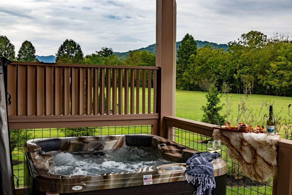 Mountain Luxury Private Resort Style Amenities House in Sevier County