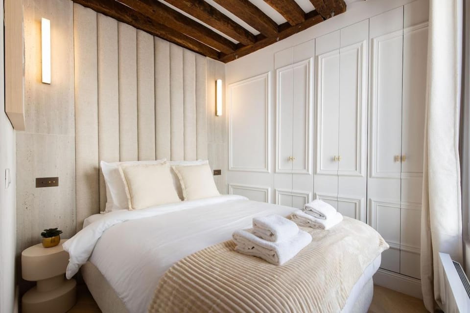 4#New suite 4 personnes- Saint Germain Notre-Dame Apartment in Paris