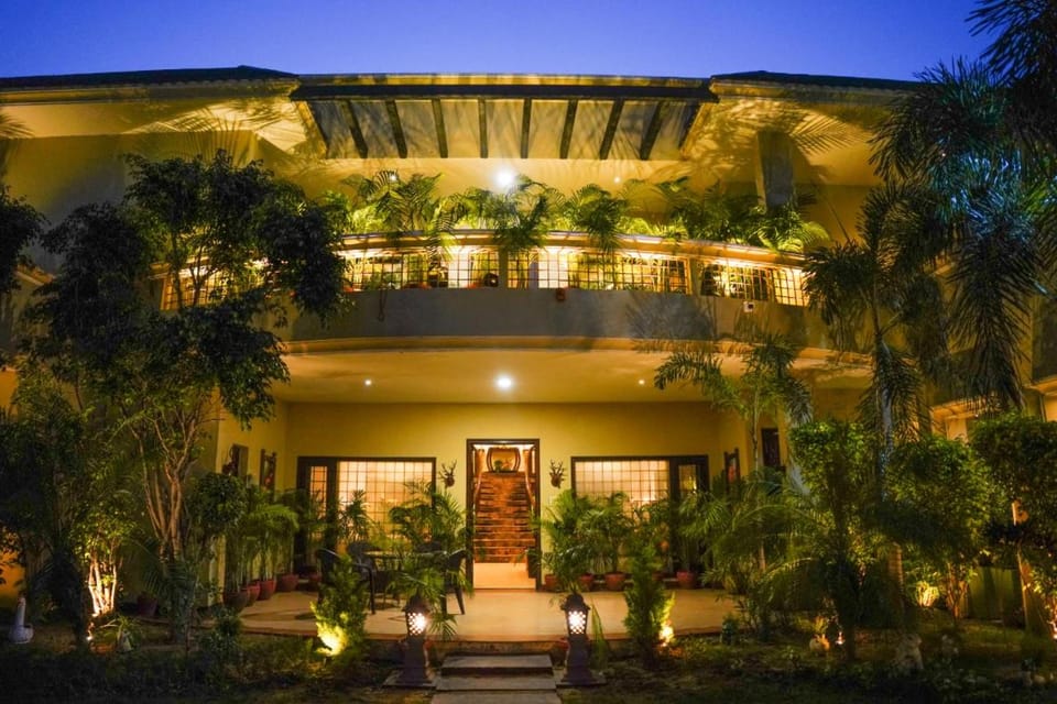 Property building, Facade/entrance, Garden view