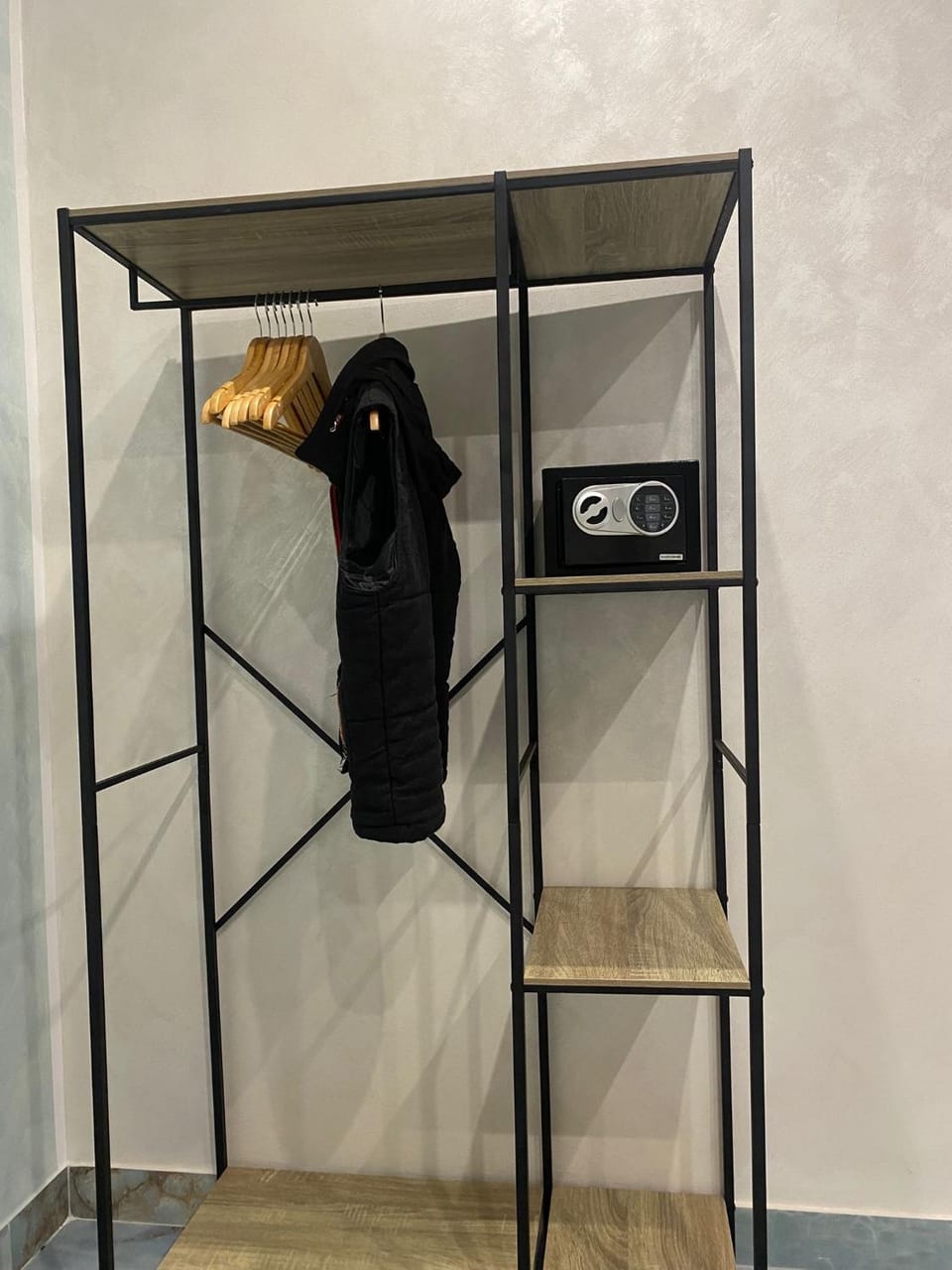 safe, wardrobe