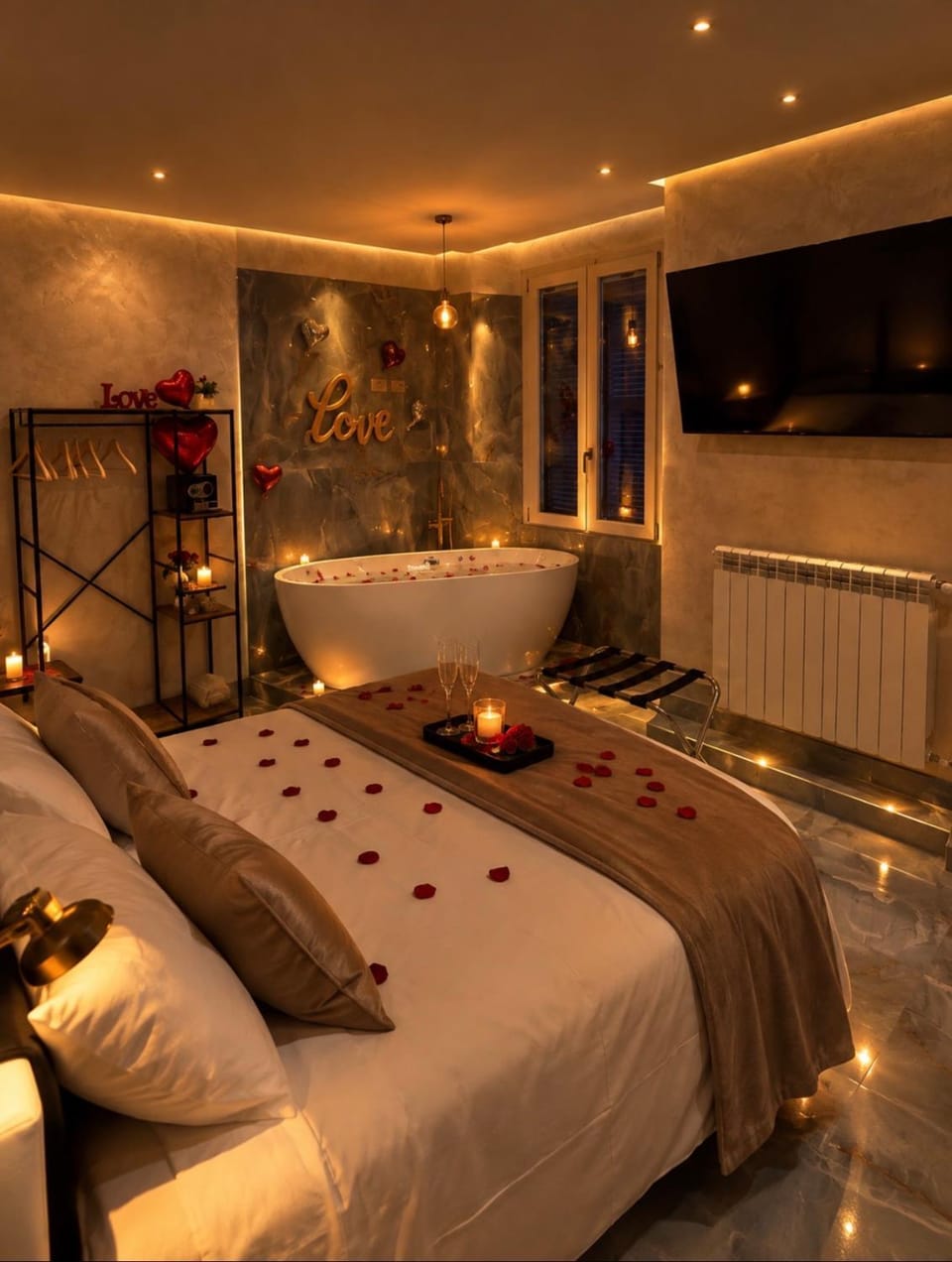 Hot Tub, Bedroom