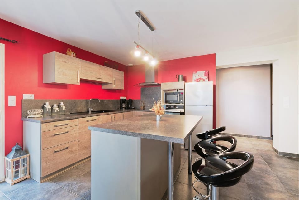 Kitchen or kitchenette, Living room