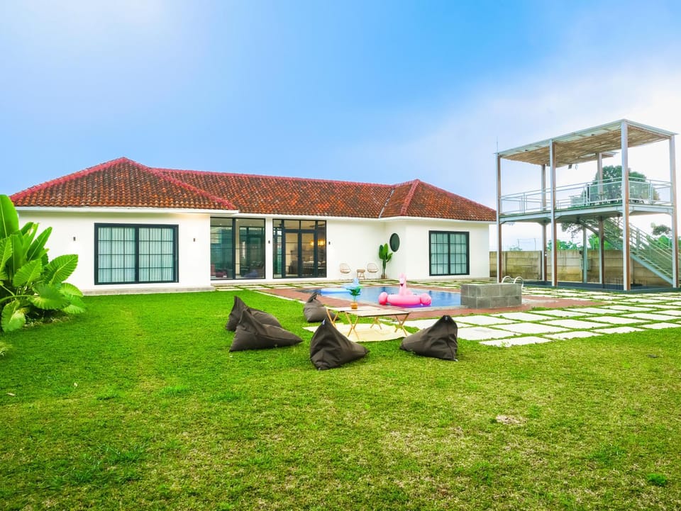 Garden, Garden, Garden view, sunbed