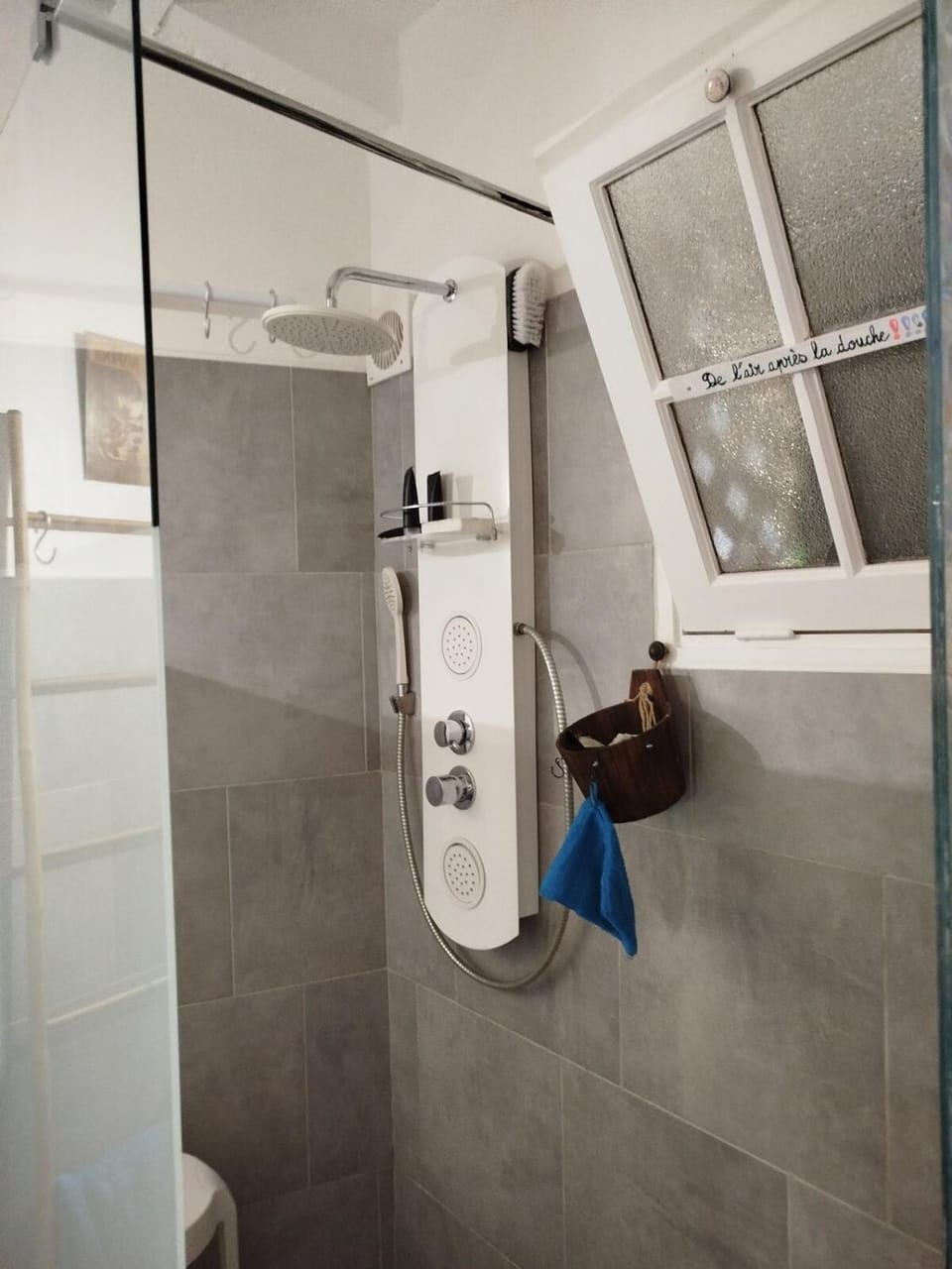 Shower, Bathroom