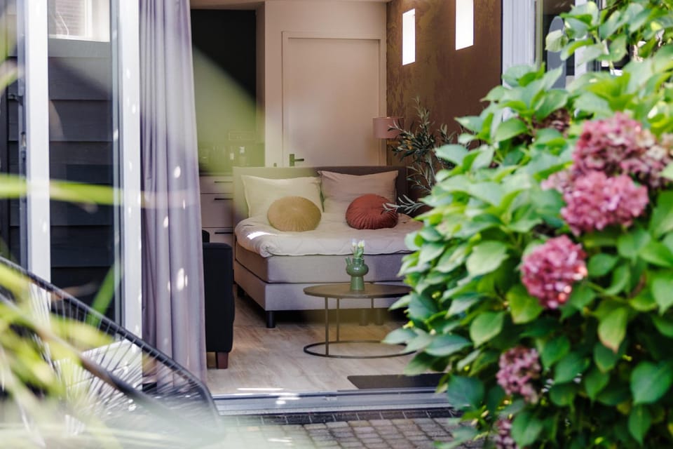 Guesthouse de Leeuwerik Bed and Breakfast in South Holland (province)