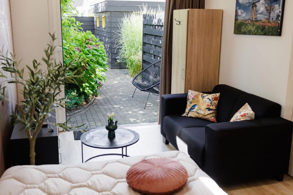 Garden, Balcony/Terrace