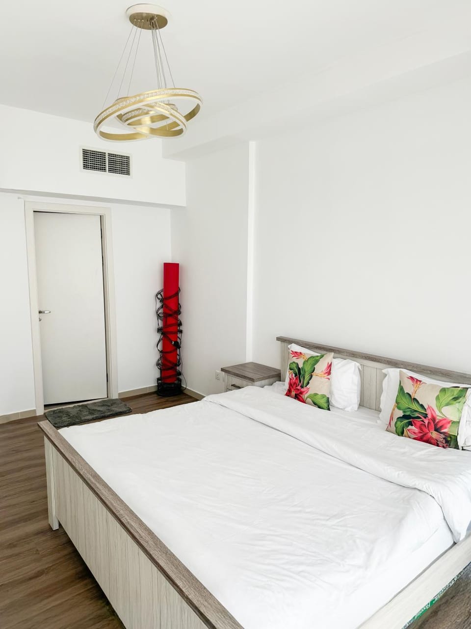 Bed, Bedroom, wardrobe, air conditioner