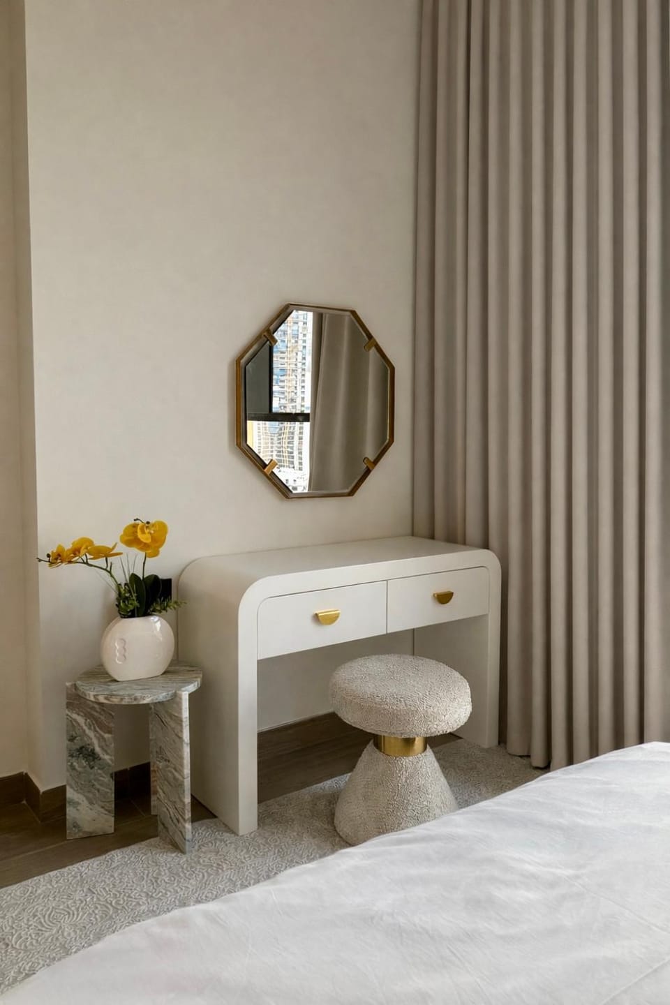 Gym Spa Padel & E-scooter Designer Brand New 2BR Apartment in Dubai