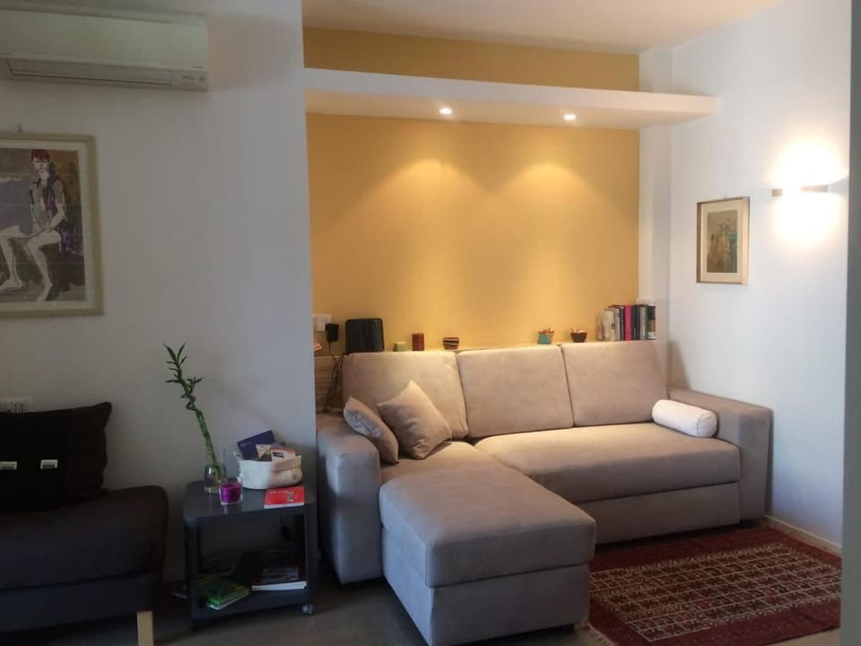 Cozy flat close to University and city centre Apartment in Bari
