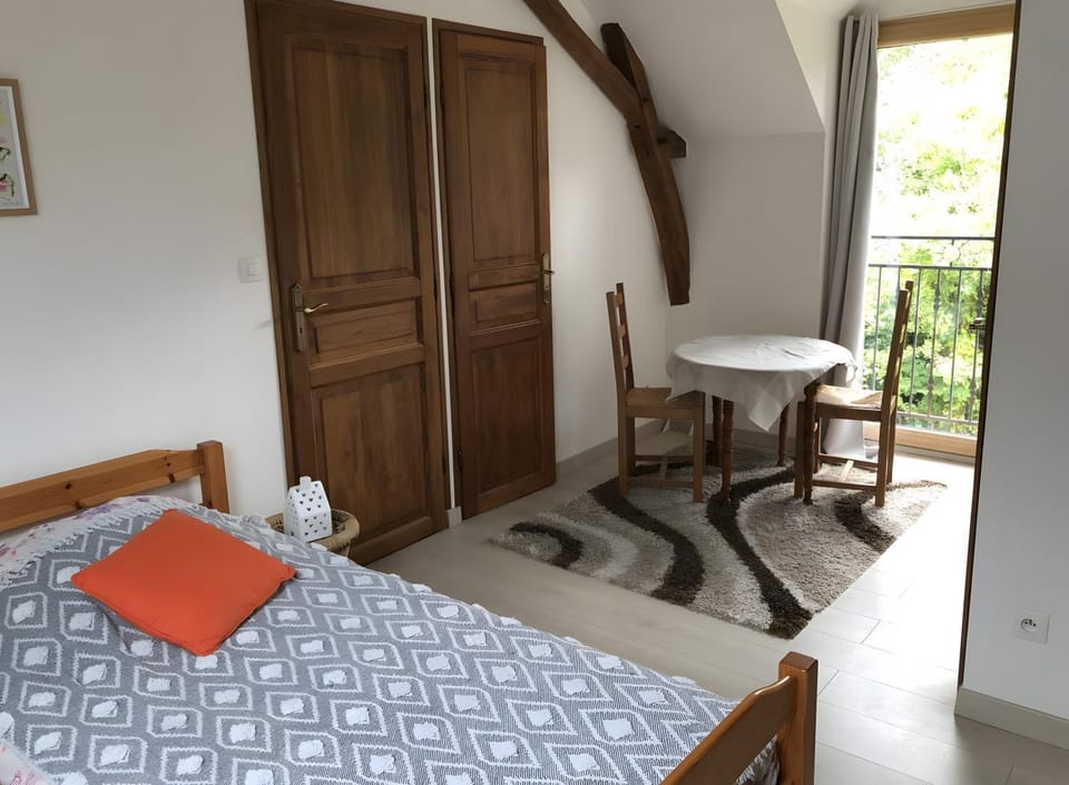Property building, Living room, Bedroom