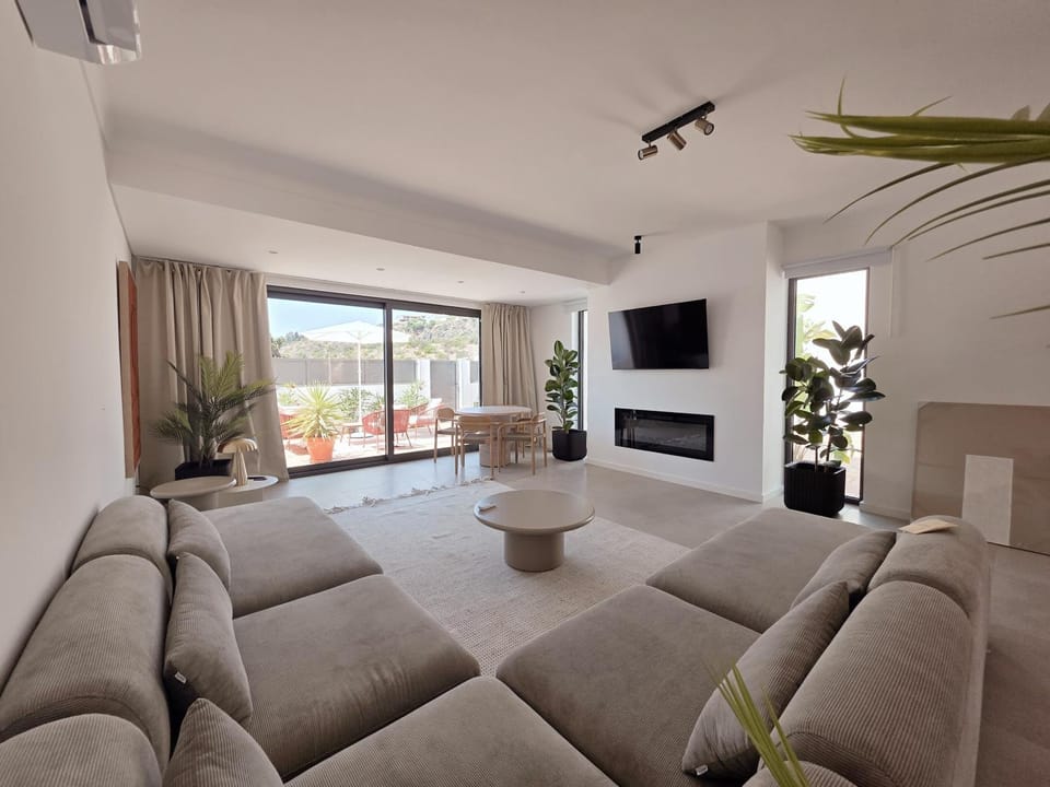 Casa Shiva Villa in Guia