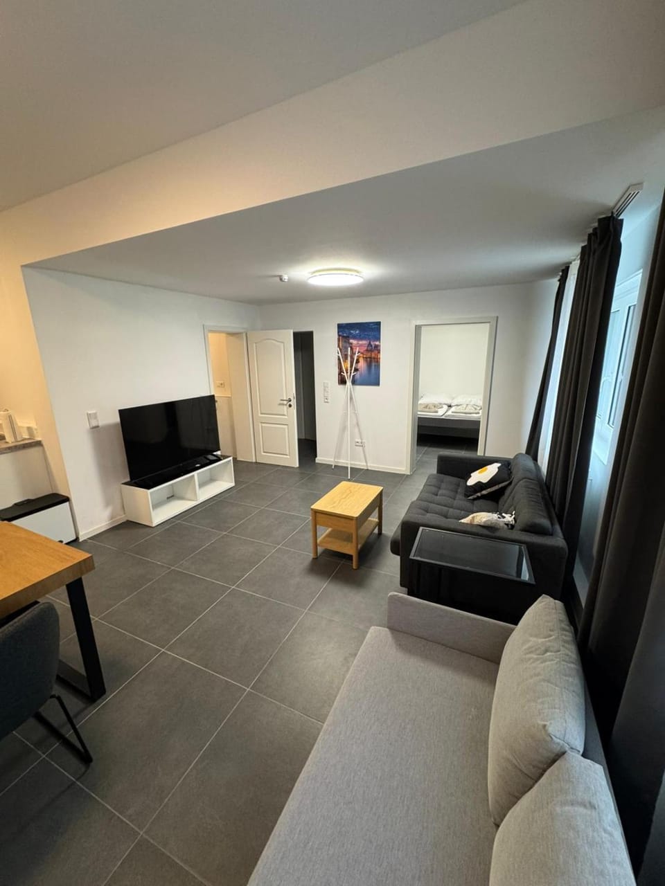TV and multimedia, Living room, Seating area