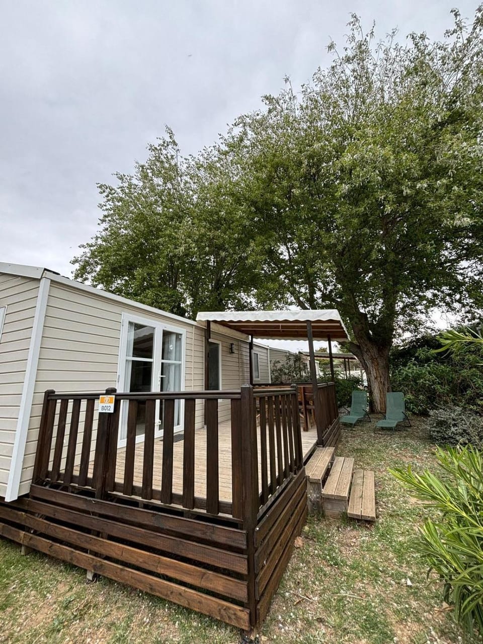 Mobil home tout confort Camping la falaise Campground/ 
RV Resort in Narbonne