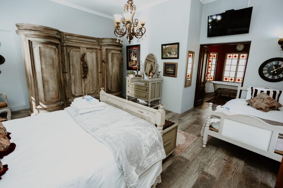 Tuis Guest House and Coffee Shop Bed and Breakfast in Gauteng