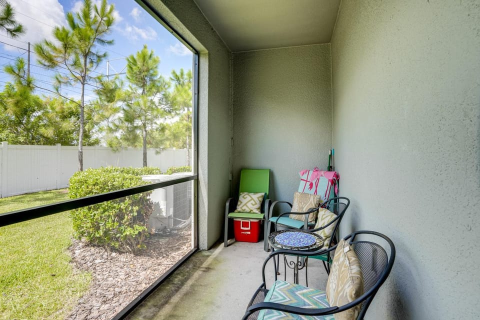 4 Mi to Brandon Exchange: Resort-Style Townhome! House in Tampa