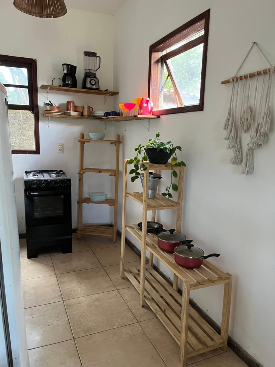 Casa Roots Apartment in Imbassaí