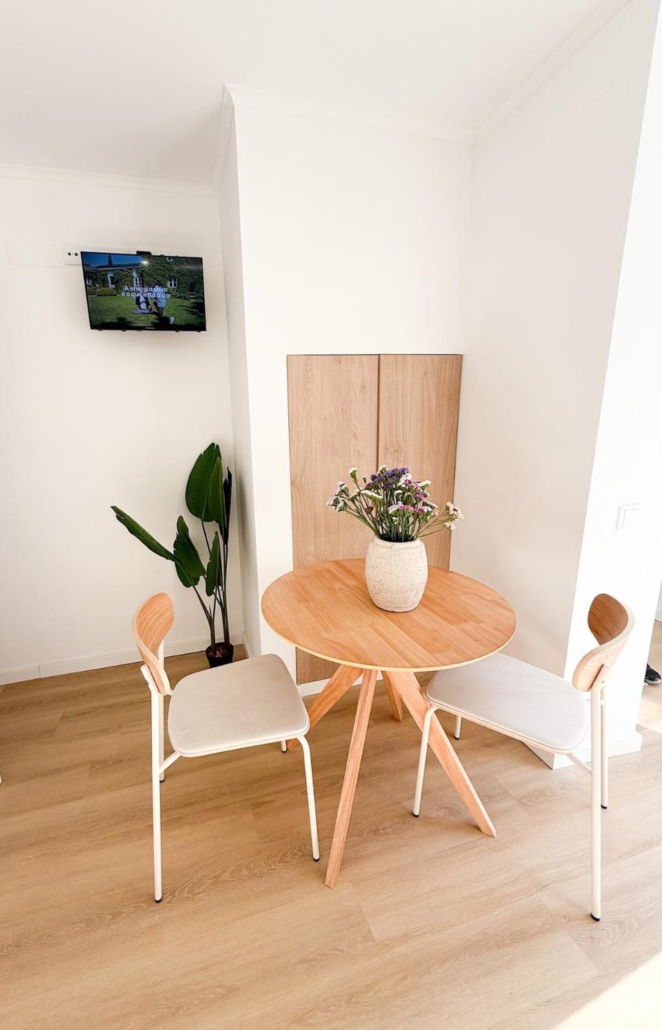 The Cozy 1BR Getaway Costa Caparica, by 351Lisbon Apartment in Costa da Caparica