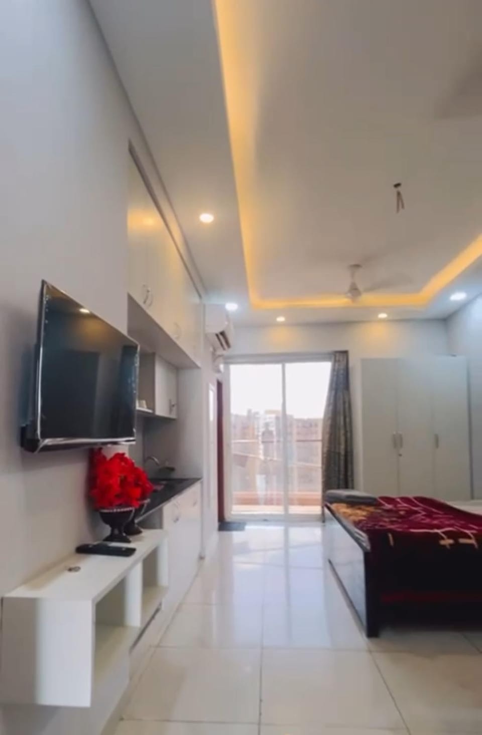 Northeye studio Love hotel in Noida