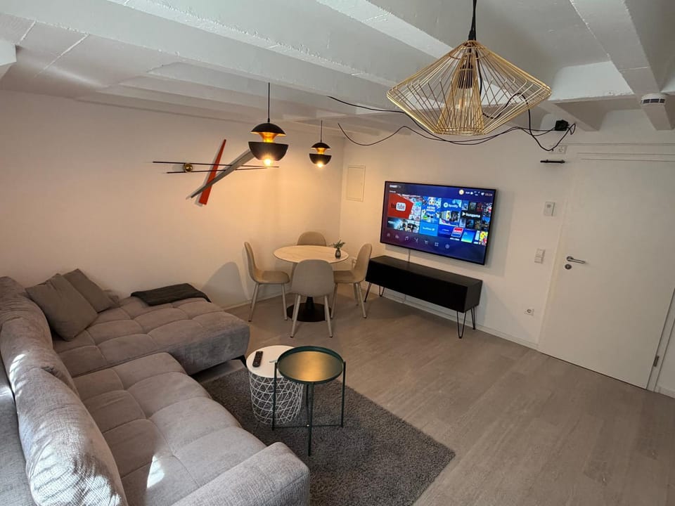 TV and multimedia, Living room