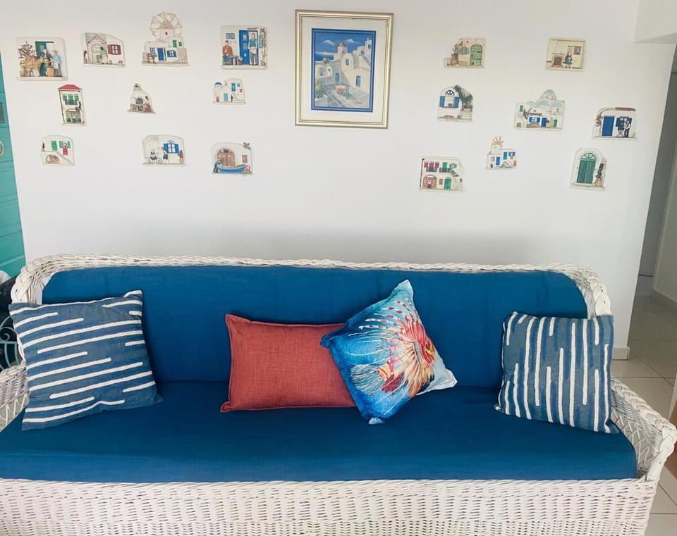 Greek little Getaway - Paros Complex Apartment Apartment in Dolphin Coast