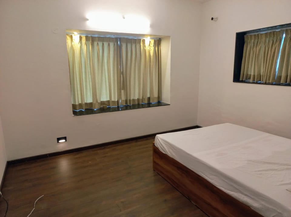 The Chirping Retreat House in Maharashtra