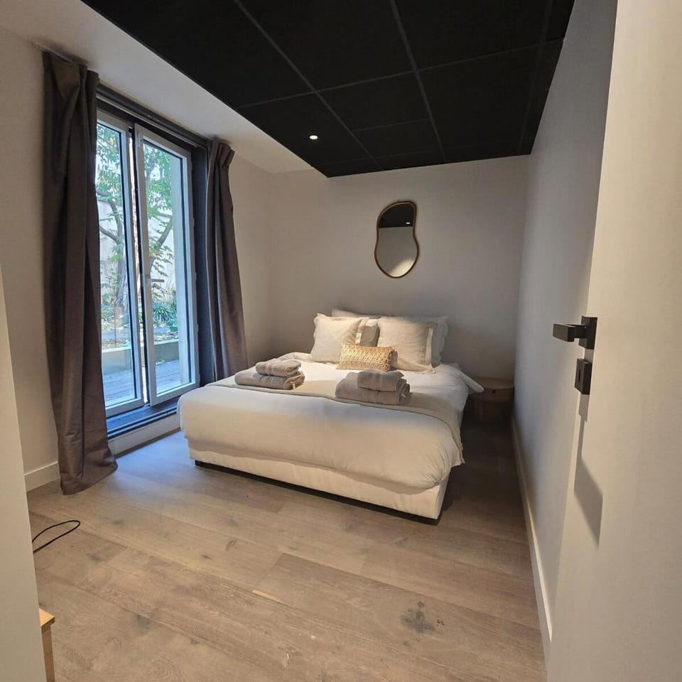 Ultra luxury and garden! Apartment in Paris