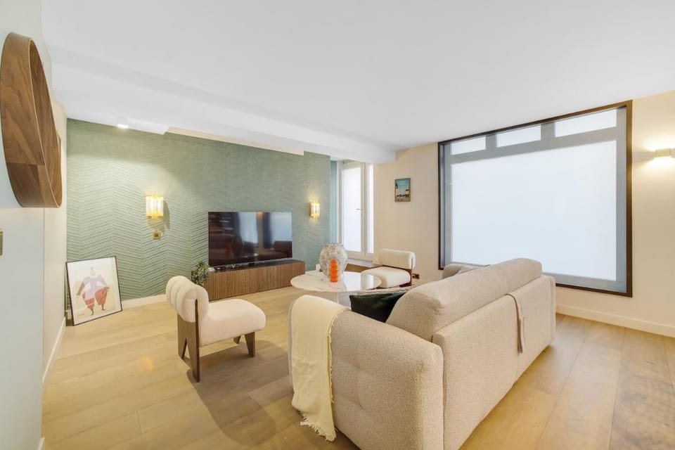 Ultra luxury and garden! Apartment in Paris