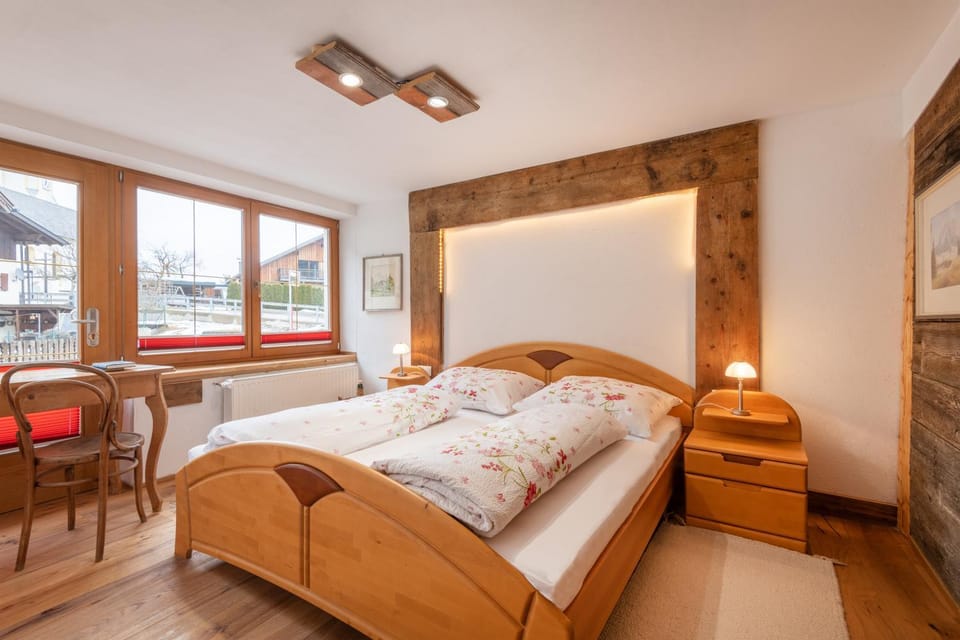 Roses Landhaus Apartment in Tyrol