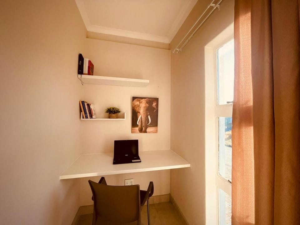 Biz & Bliss Work & Serene Views Apartment in Windhoek