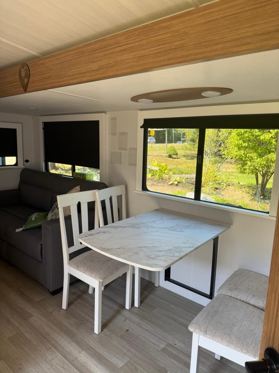 Cozy camper escape close to boothbay Luxury tent in Edgecomb