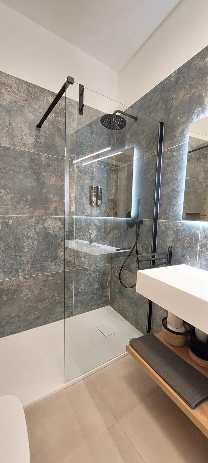 Shower, Bathroom