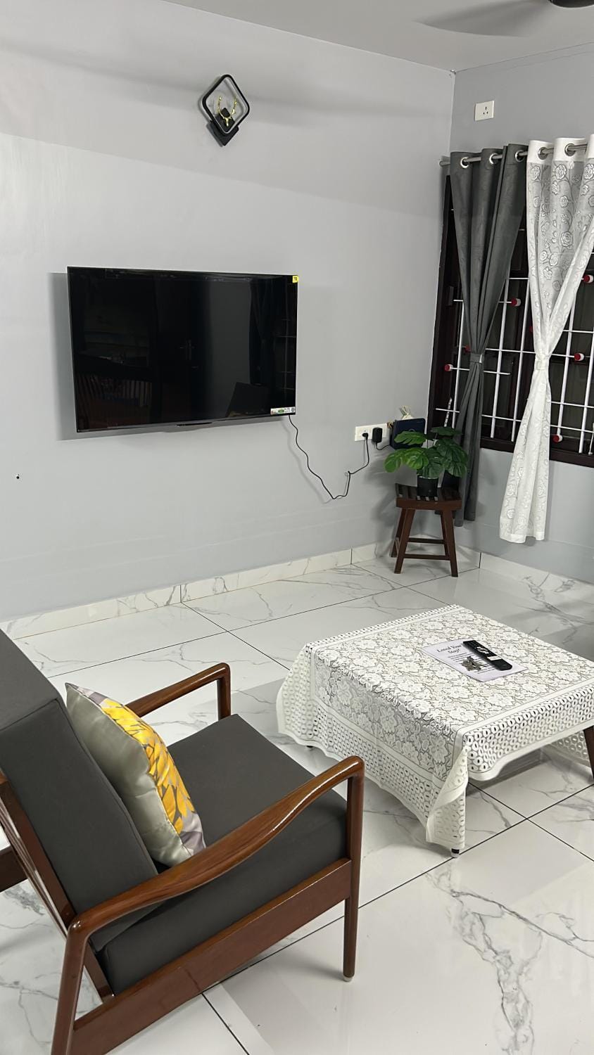 TV and multimedia, Living room, furniture