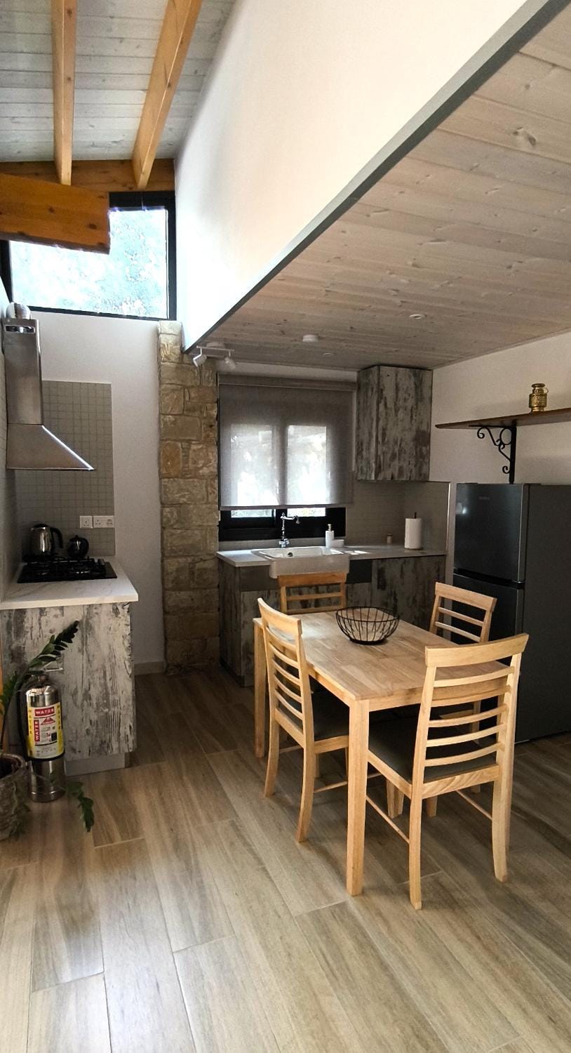 The Zephyr House Chalet in Limassol District