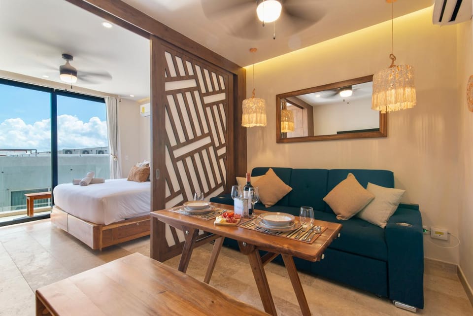 Living room, Seating area, Dining area, air conditioner