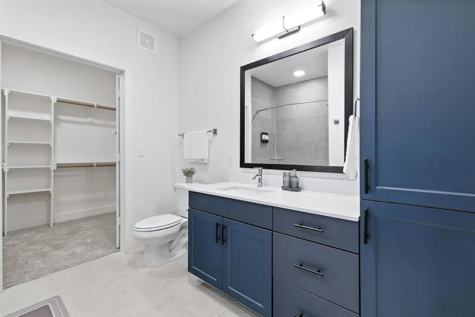 43 Upscale 2B Retreat, Downtown FW Near Stockyards Apartment in Fort Worth