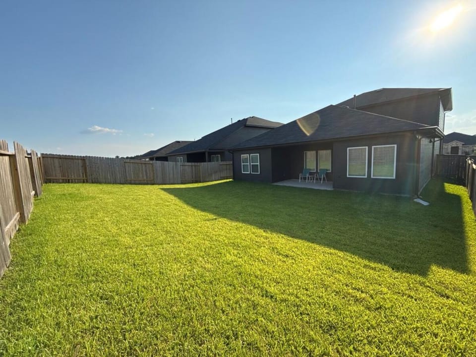 Cozy Magnolia 4BR 3BA Family Home Retreat House in Texas