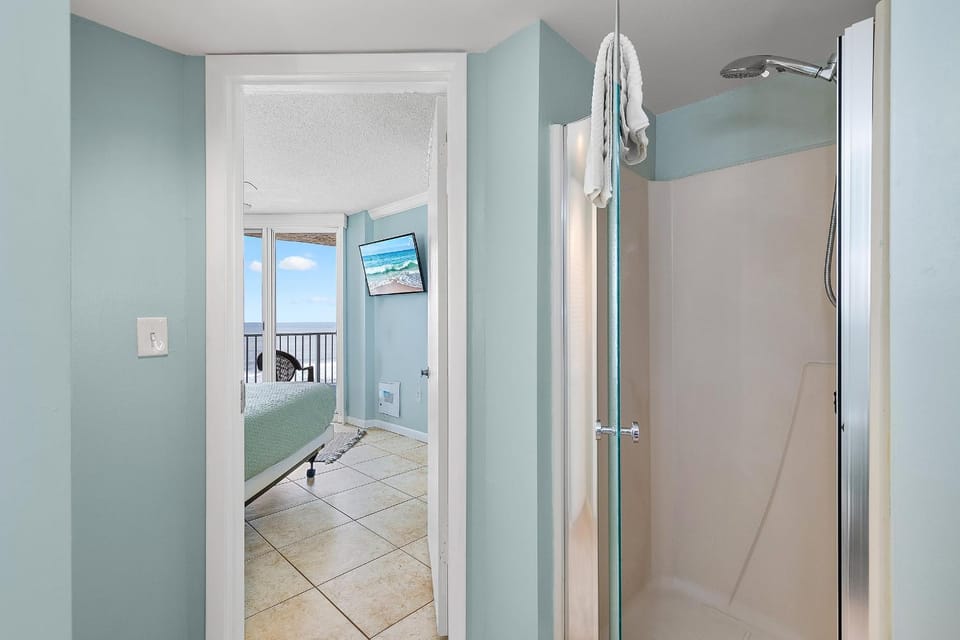 Bathroom, Bath