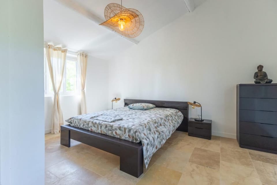 Appartement sur Domaine Aix - Piscine & Tennis - Chopin Apartment in Aix-en-Provence