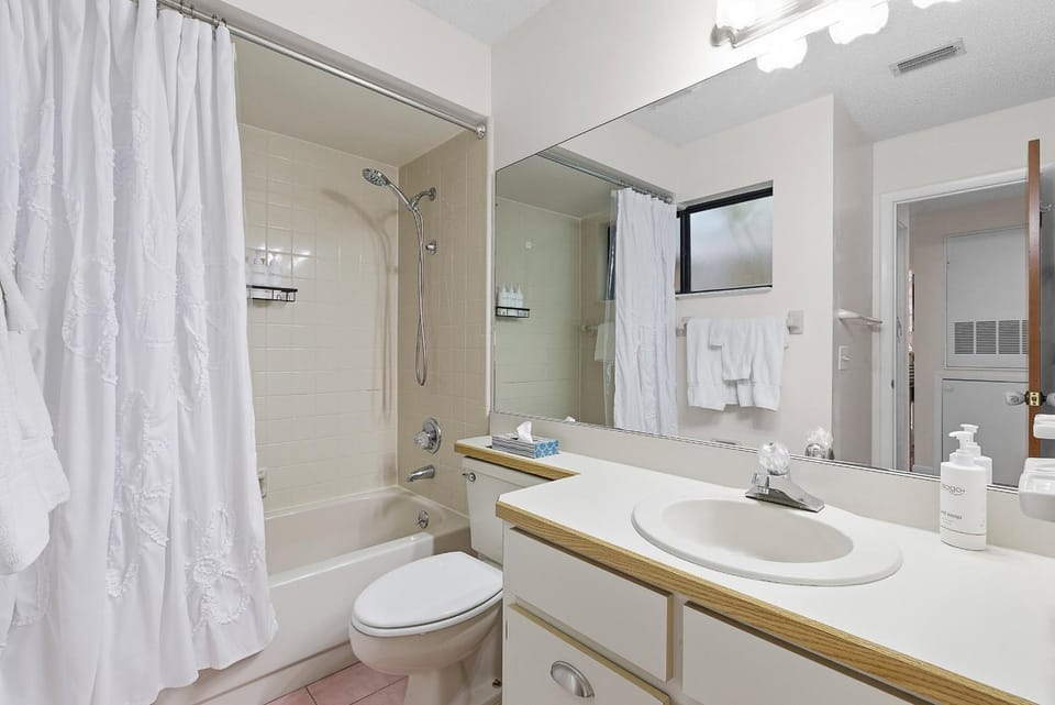 Bathroom, Bath