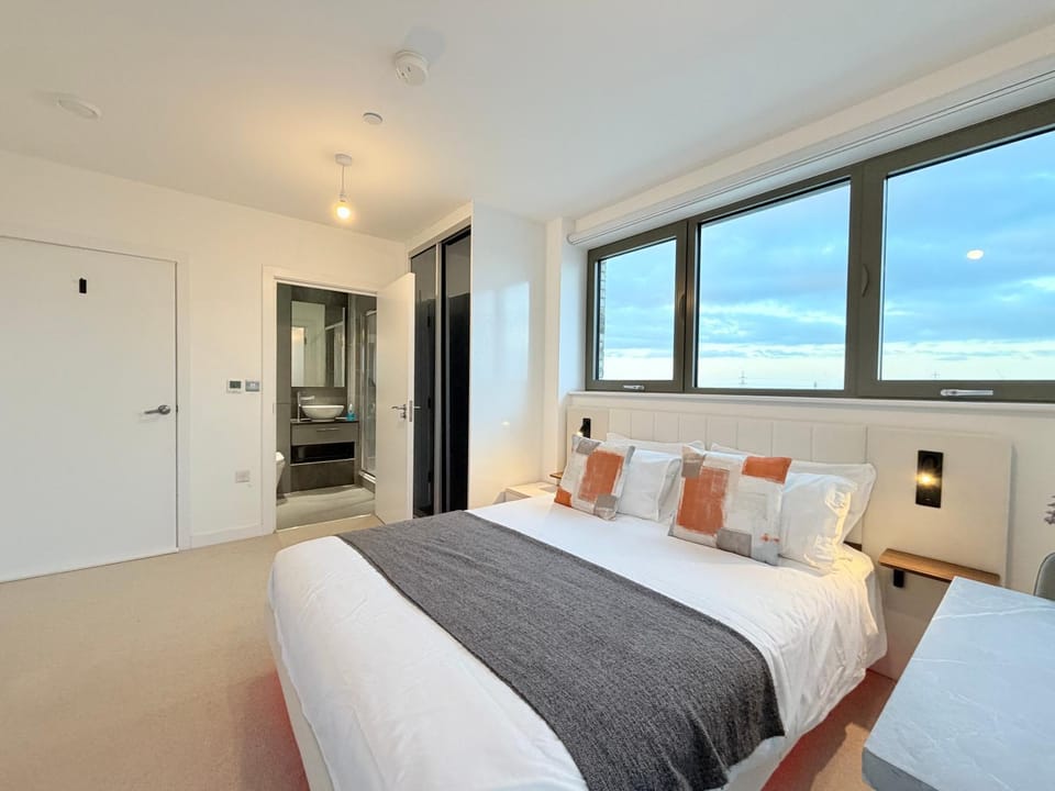 Riverside Rooms and Apartments Vacation rental in London