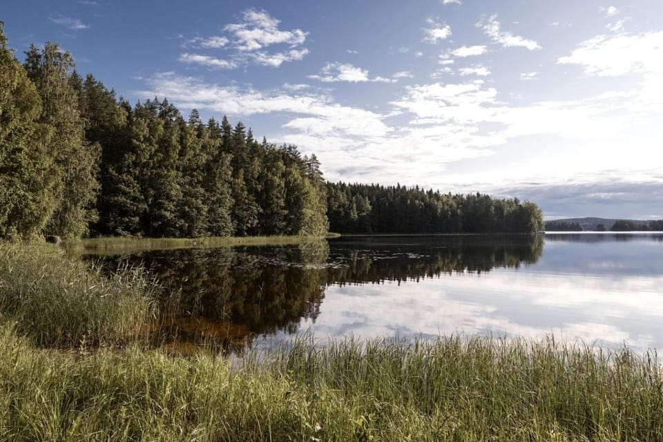 Rustic Off-Grid Farmhouse on Private Island with Sauna near Lake Tarjanne, Pohjaslahti, Finland House in Finland