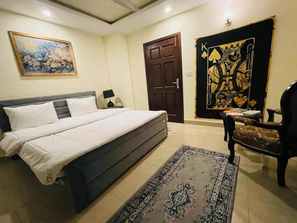 Luxury Loft Living Sleek, Modern and Central 2BR Apartment in Islamabad Capital Territory