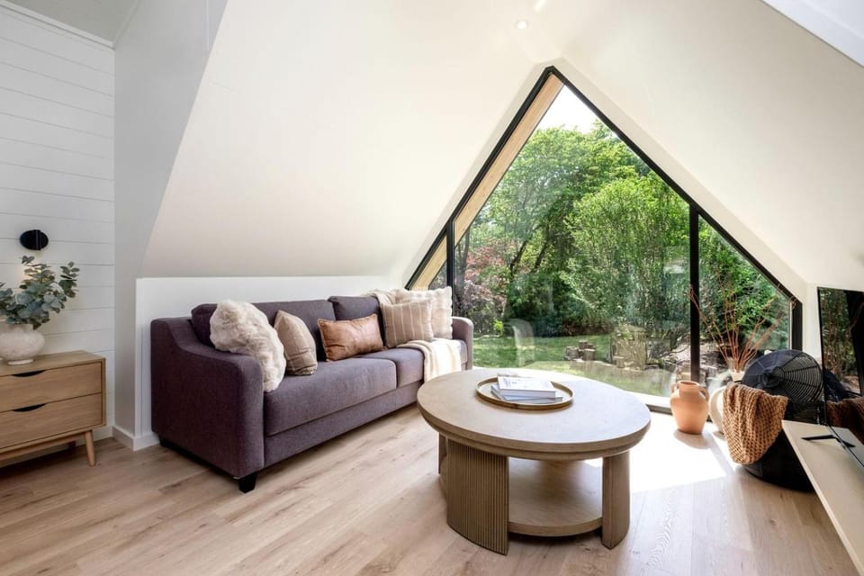 Blissful A-Frame Retreat near Pisgah National Forest in North Carolina Chalet in Gloucester