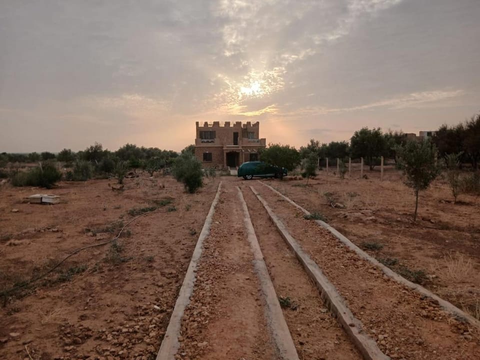 Authentic Guesthouse with Garden and Mountain View Beni Mellal House in Morocco