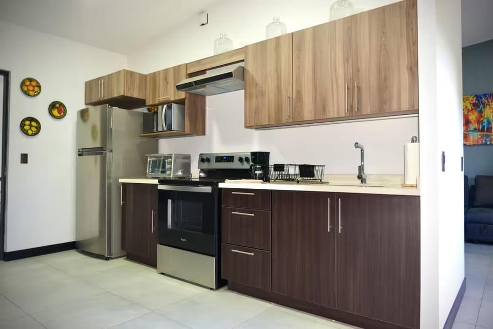 Beautiful & Cozy Suite 3 min from Paseo Escalon Apartment in San Salvador