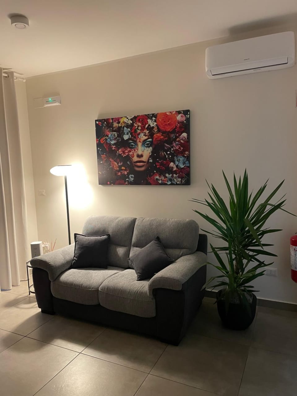 Living room, air conditioner