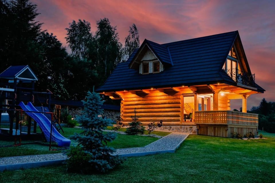 Góralski dom balia kominek Lawendowy Dom na Wichrowym Wzgórzu Villa in Lesser Poland Voivodeship